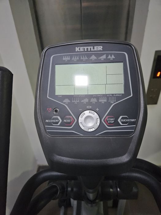 Bicicleta elptica Kettler Axos