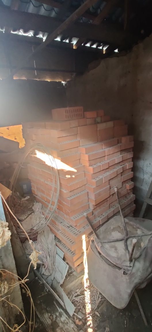 Продам кирпичи облицовачные