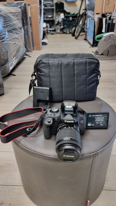 Amanet F28:  Aparat foto Canon EOS 750D