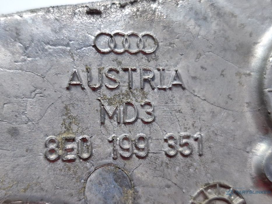 Suport bara stabilizatoare fata stanga SKODA SUPERB 3U4 2001 - 2008 TDI AVF, AWX 8E0199351