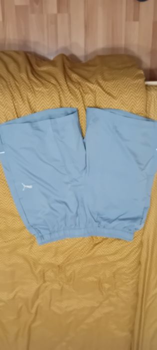 Pantaloni scurti Puma marime L