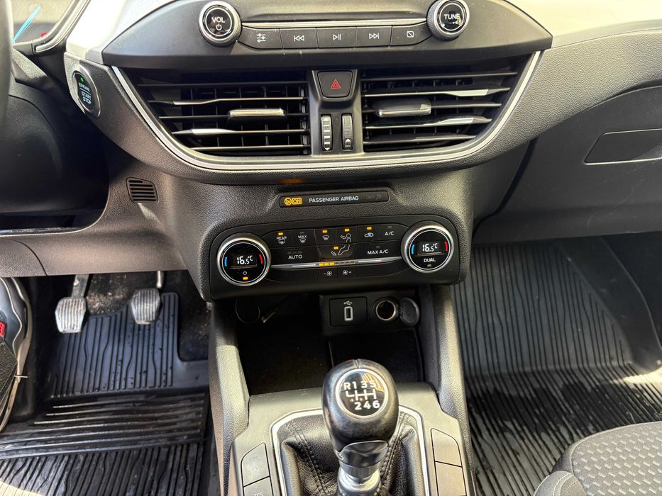 Ford Focus 1.5 Titanium Business