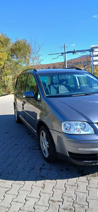 Vw Touran, 1.9 tdi, an 2006,carte service