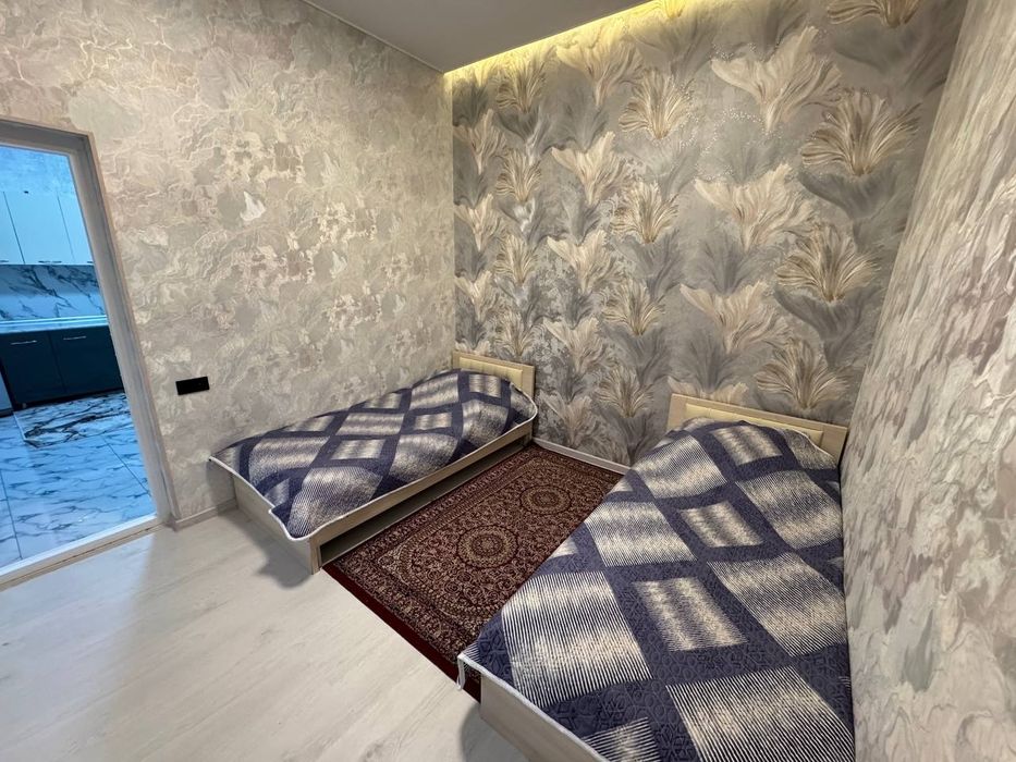 Oqtosh dacha, Quyoshga yaqin, Faqat oila qoʻyiladi.