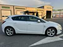 Opel Astra J SPORT OPC Line