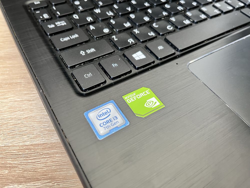 Ноутбук Acer E5 576 core i3 7 пок. 8/ 1Tb