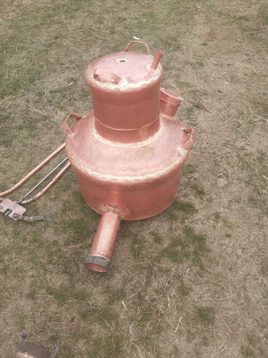 Cazan de facut tuica, din cupru de diferite modele si dimensiuni