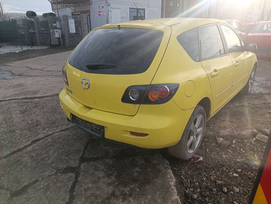 Dezmembram Mazda 3, an 2007, motor 2.0 benzina