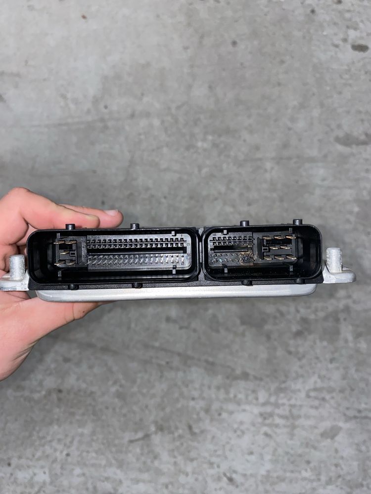 ECU Модул Passat B5.5