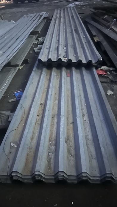 Профнастил 9метр 30см  толщина 0.7мм