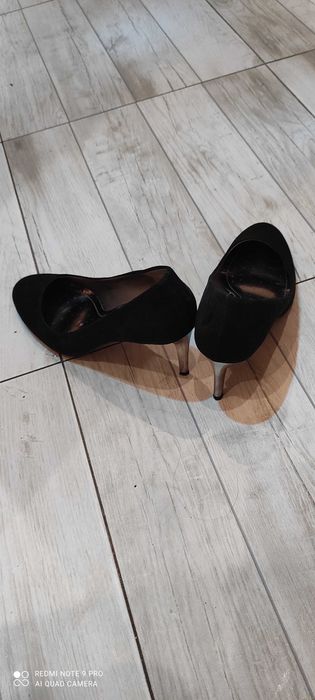 Чисто нови обувки!