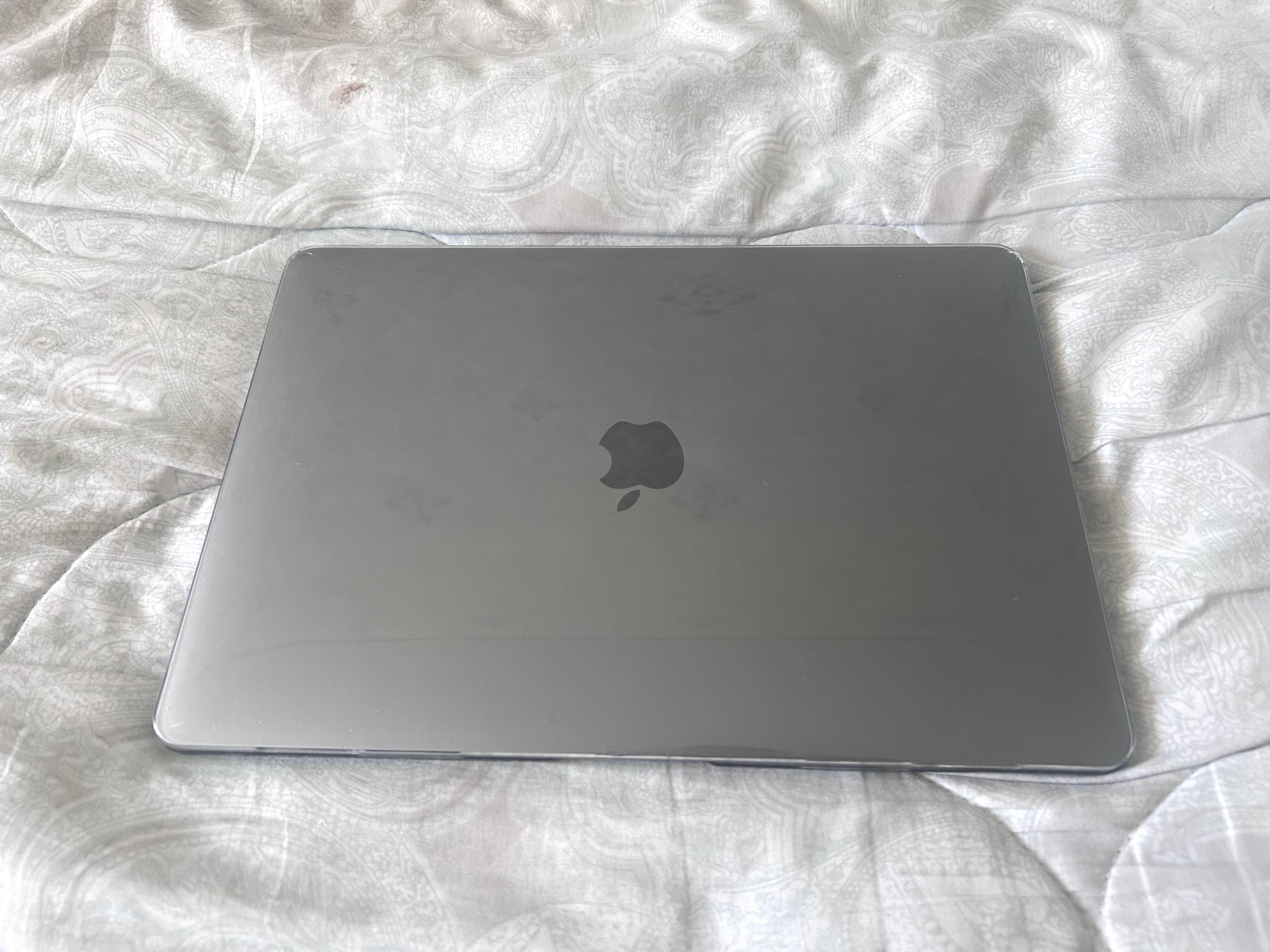 MacBook Air 13 (2020)