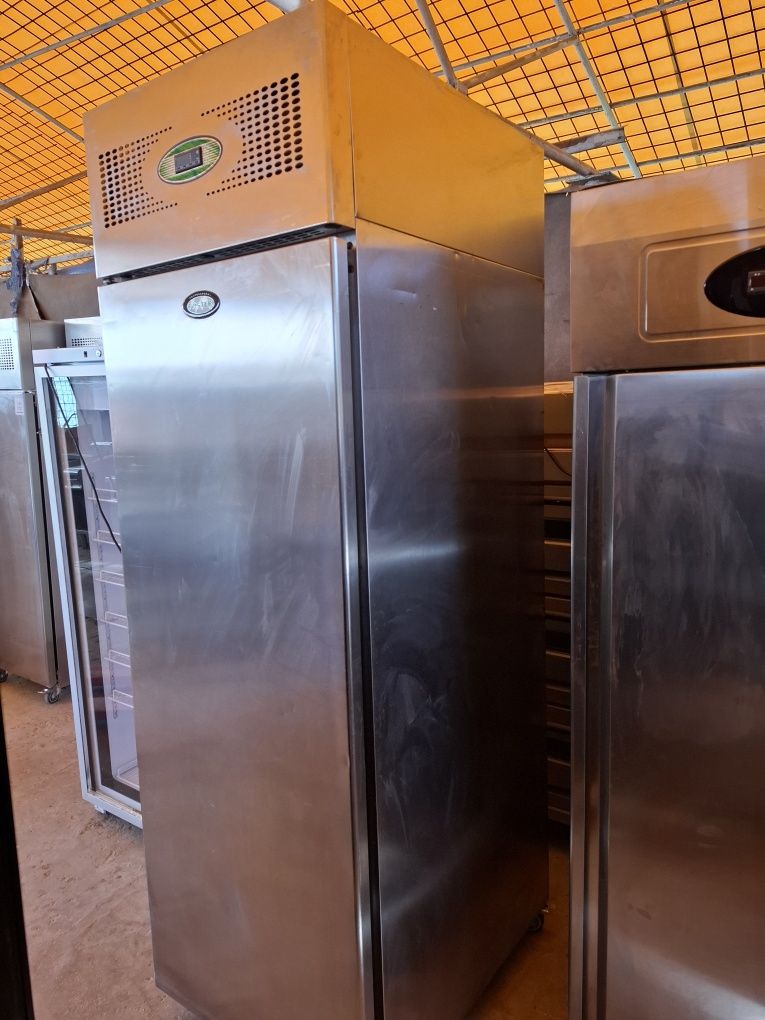 Frigider inox profesional