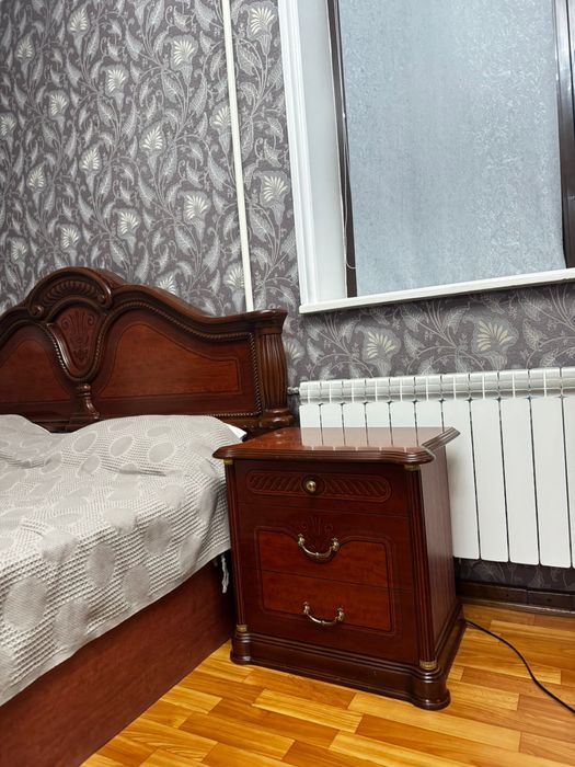 Спальный гарнитур