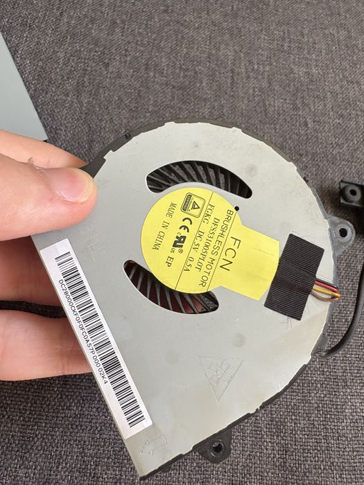 Vand kit reparatie laptop Lenovo; Cd rom, difuzoare si ventilator