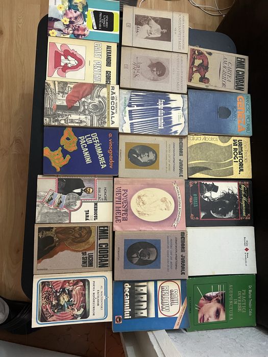 Vand carti de lectura, istrorie, est.