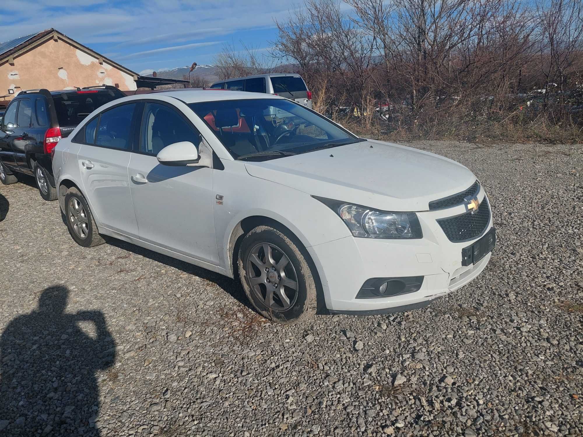 Chevrolet Cruze 2.0 TDI , Шавролет Круз на части!
Април 2010