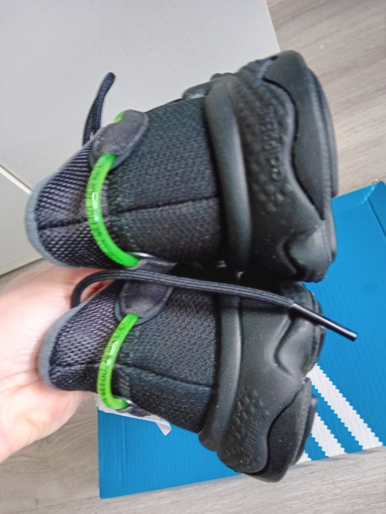 Нови Adidas originals OZWEEGO 37 ½