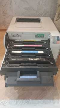 Цветной принтер  на запчасти