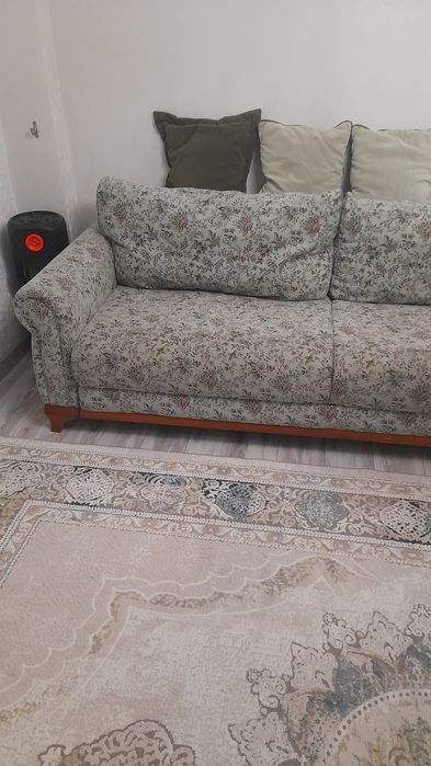 Диван Белоруссия размер 2.40на1м