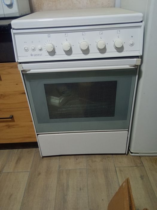 Продам газплиту Gefes