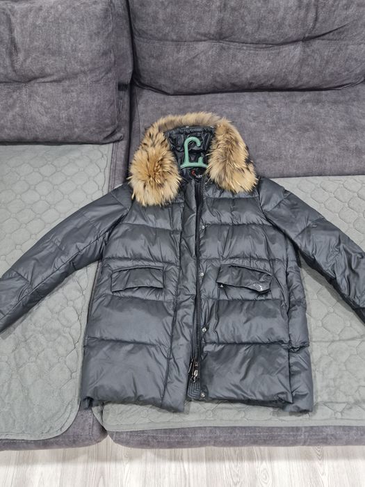 Продам зимнюю куртку