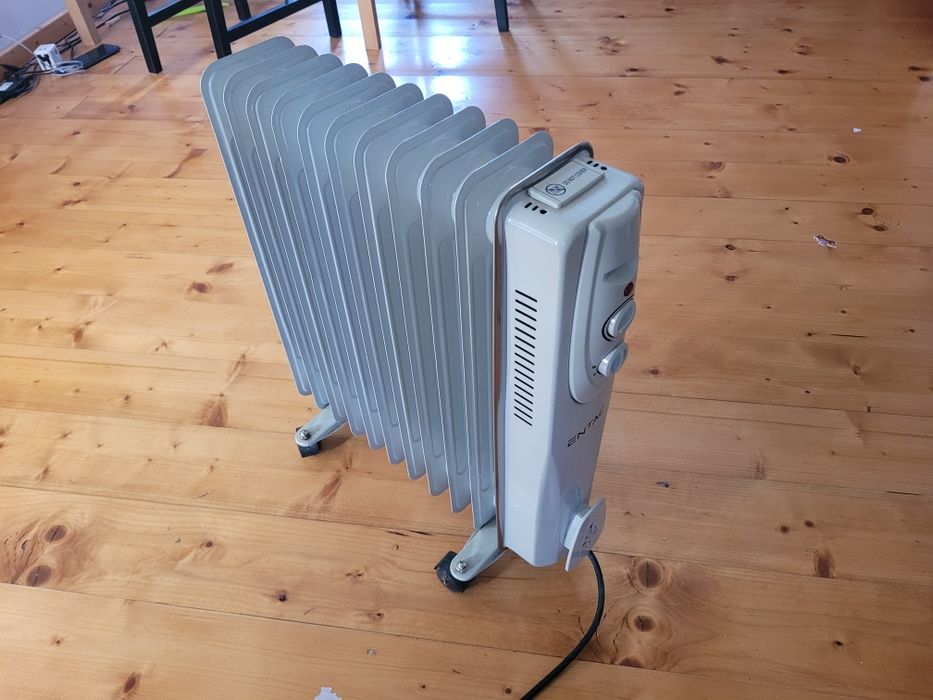 Calorifer electric cu ulei Entac 2500W