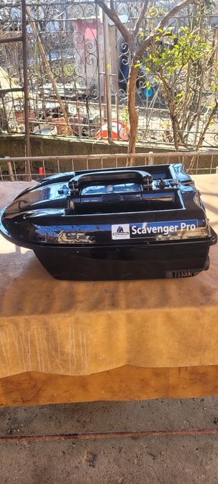 Vind Navomodel Plantat Scavenger PRO CU GPS SI AUTOPILOT.