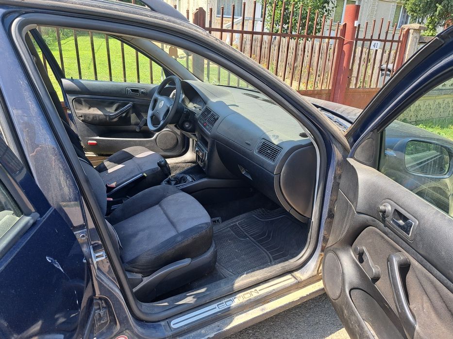 Vând VW Golf 4 2001 motor ALH 1.9 TDI