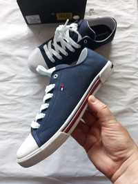 Teniși Tommy Hilfiger nr 41 originali