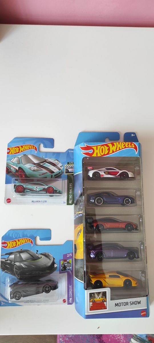 Hot wheels колички