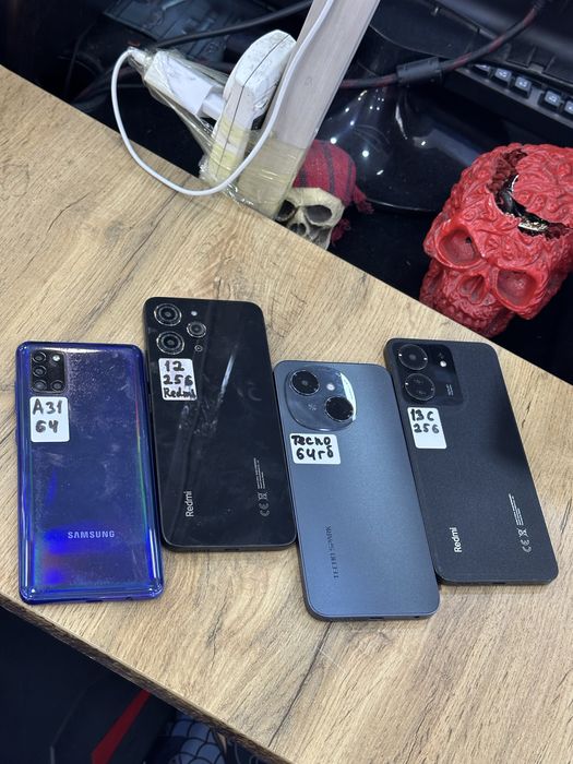 Samsung, Redmi, Tecno