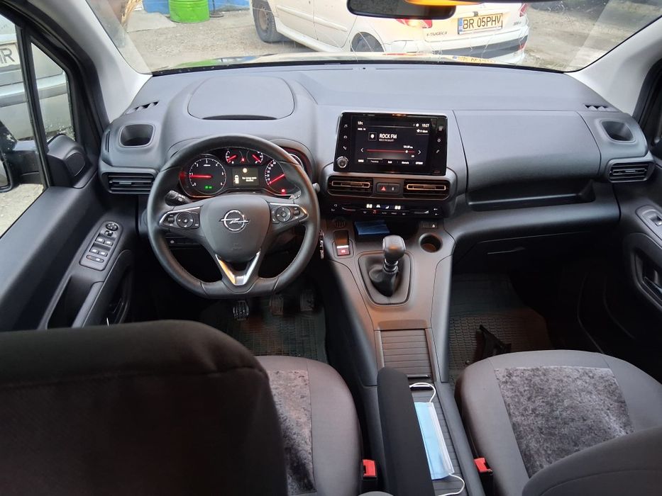 Opel Combo Life, 1.5 cdti / 130 cp, 20917 km, an 2019, unic proprietar