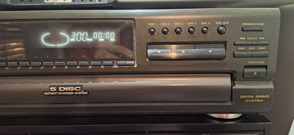 Technics sl-pd687 5cd Changer