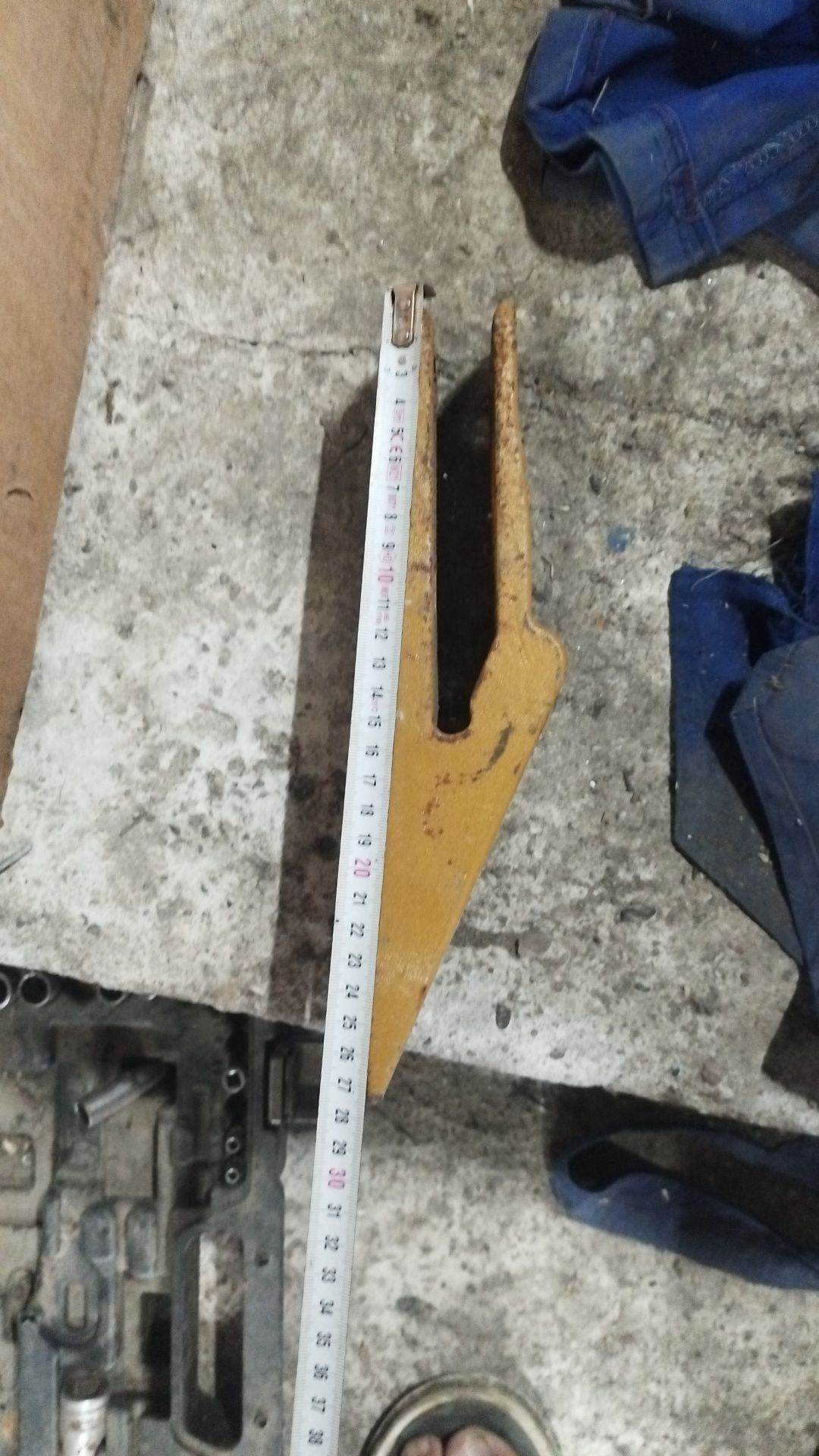 Dinți buldoexcavator