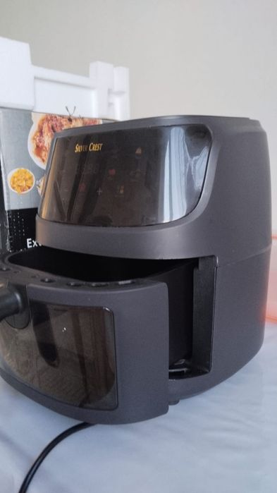 Продам электро гриль в отличном состоянии