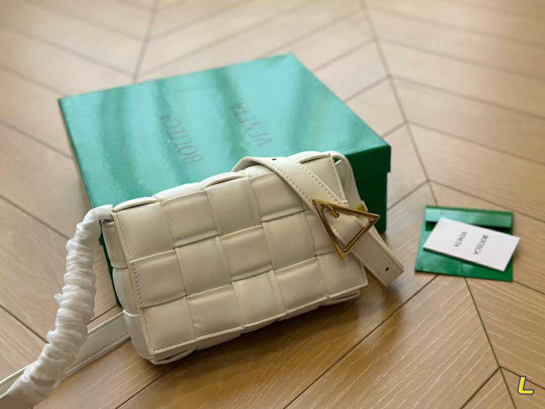 Geanta de mana dama Bottega Veneta  645-06