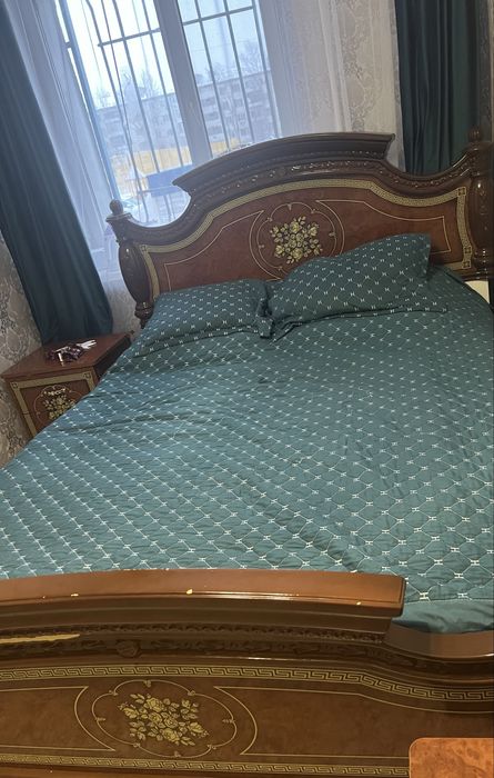 Продам Кровать двухспальный!
