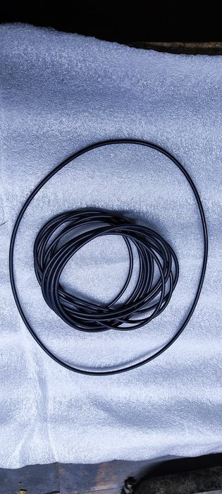 Продам уплотнительное кольцо, резиновое. Размер 240х4.
