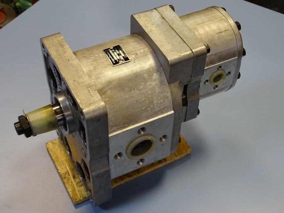 Хидравлична помпа сдвоена A170X/A43X    175 bar