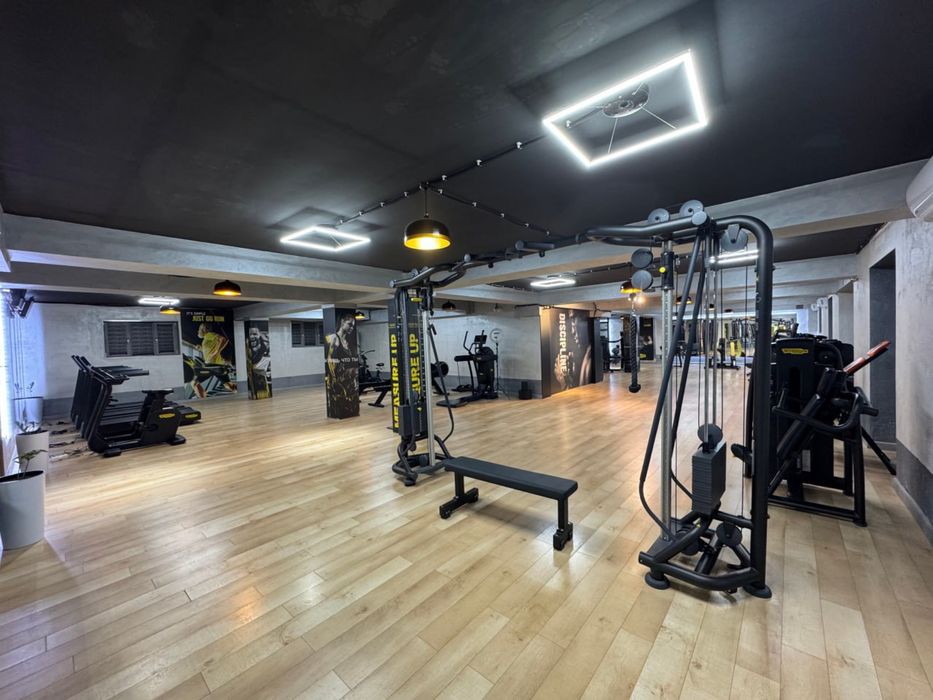 Сдаётся в аренду Коммерческое помещение Фитнес-клуб просторная офис