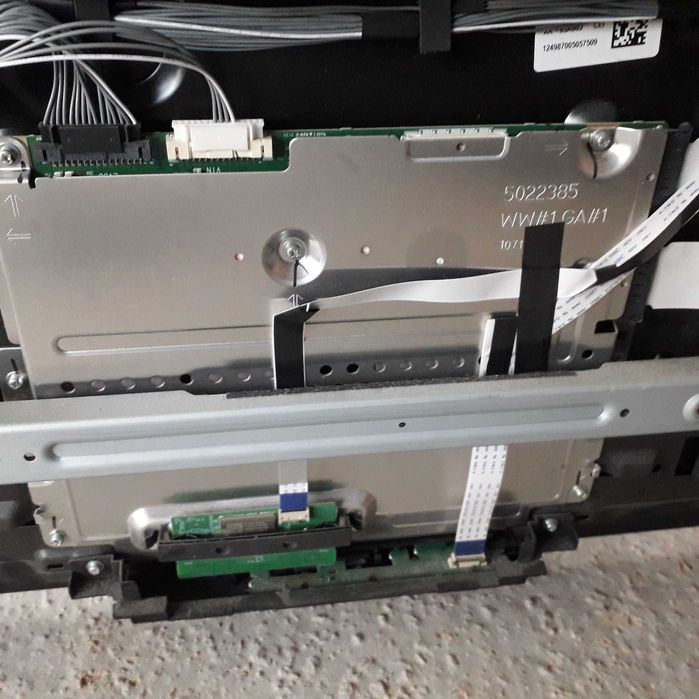 Vand module electronice dintr-un tv SONY  XR-65A80J