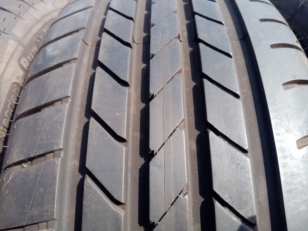 Anvelope de vara 235/45r19 Goodyear Efficient Grip Runflat, demo. .