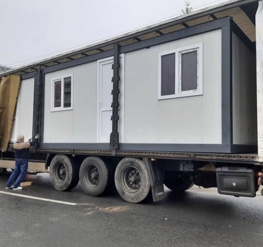 Vând container 6x2,4 un geam și o ușa 2700€