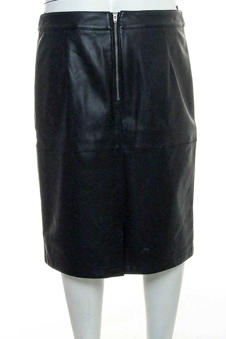 Дълга права черна кожена пола тип "молив" "Soya Concept", размер M-L