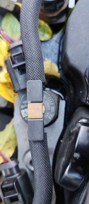 Дюзи VW Passat 7 kombi 2.0TDI - 03L 130 277J