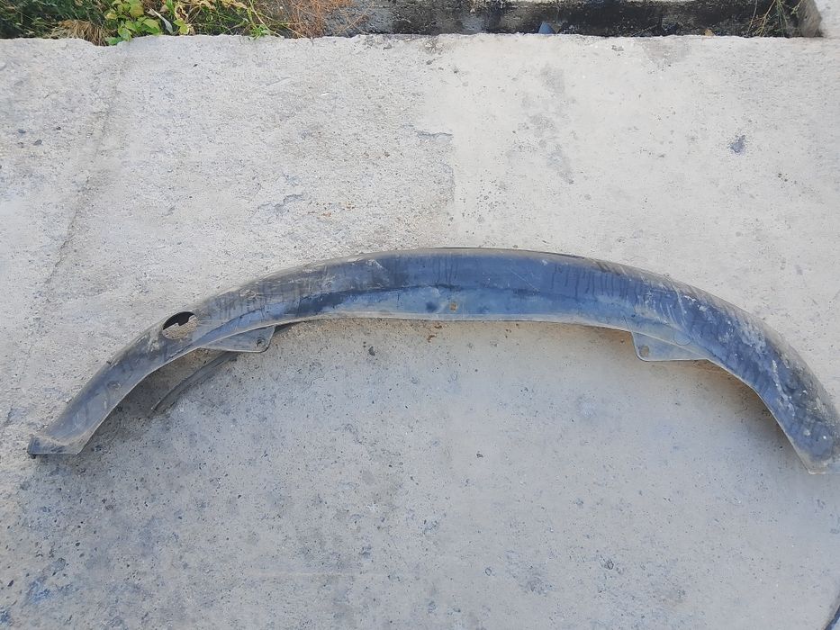 Нижния накладка бампера