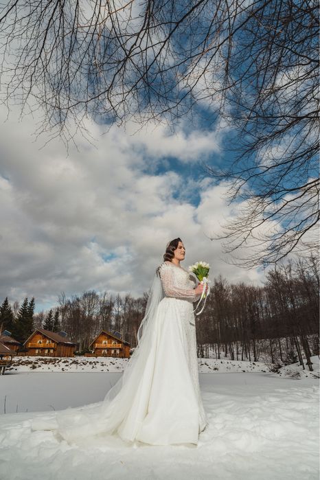 Vând rochie de mireasă