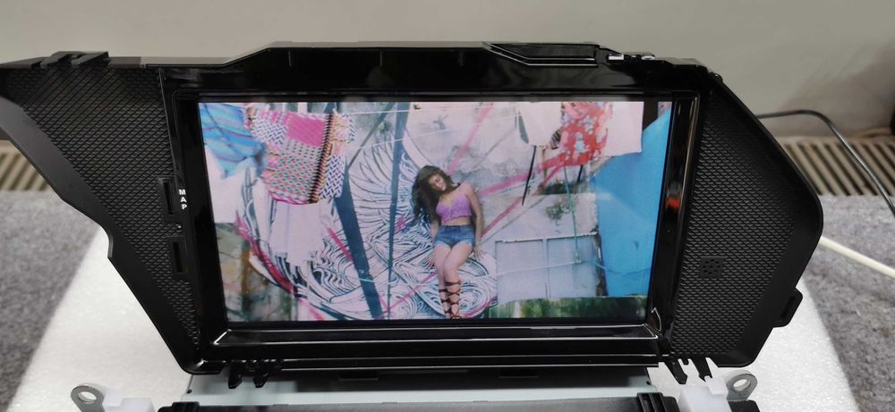 Navigatie Mercedes GLK Android 13.0 OCTACORE 64/4GB ram port SIM