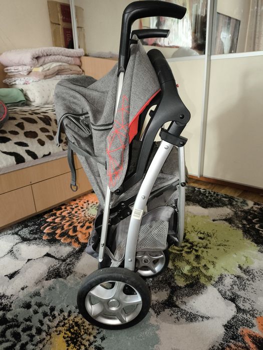 Продам коляску фирмы "Goodaby"